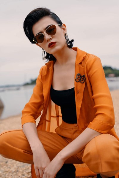 Hiển thị chi tiết cho Áo Ảnh của Áo