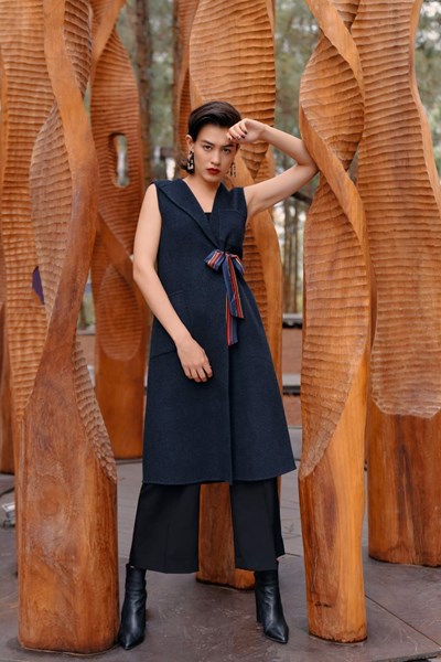 Hiển thị chi tiết cho Áo dạ khâu tay gile Ảnh của Áo dạ khâu tay gile