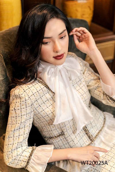 Hiển thị chi tiết cho Áo khoác cổ tim bèo tay Ảnh của Áo khoác cổ tim bèo tay