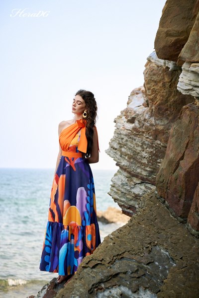 Hiển thị chi tiết cho Đầm maxi lệch vai Ảnh của Đầm maxi lệch vai