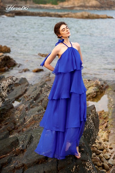 Hiển thị chi tiết cho Đầm maxi 4 tầng Ảnh của Đầm maxi 4 tầng