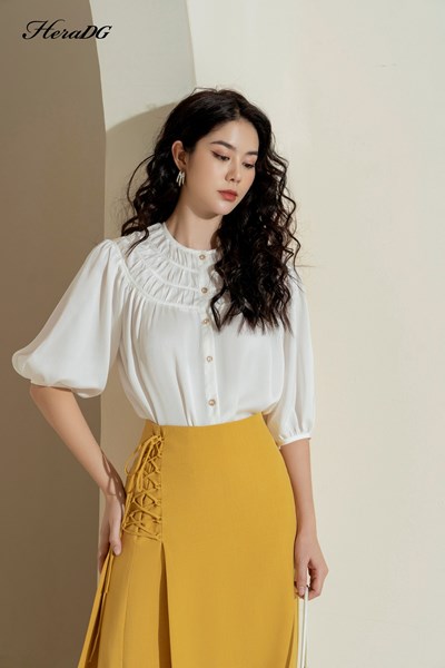 Hiển thị chi tiết cho Áo suông rút nhún cổ Ảnh của Áo suông rút nhún cổ