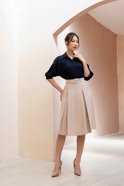 Hiển thị chi tiết cho Áo suông cổ đức vai dơi Ảnh của Áo suông cổ đức vai dơi