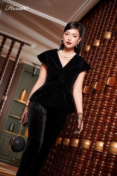 Hiển thị chi tiết cho Quần nhung ống vẩy Ảnh của Quần nhung ống vẩy