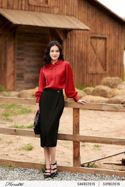 Hiển thị chi tiết cho Chân váy midi vạt lệch bong Ảnh của Chân váy midi vạt lệch bong