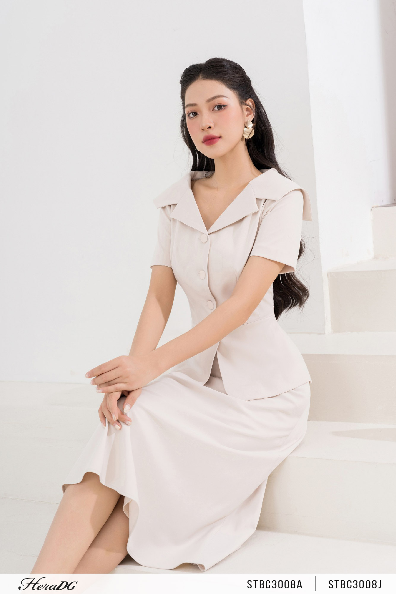Magsa-38 Ảnh của Áo peplum cổ bẻ
