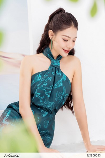 Hiển thị chi tiết cho Jumsuit cổ yếm Ảnh của Jumsuit cổ yếm