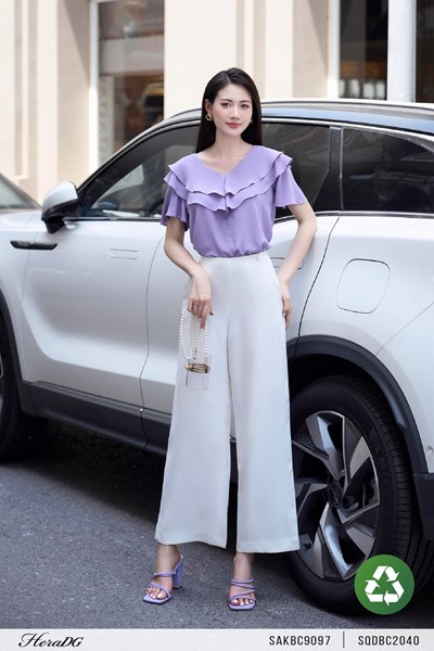Hiển thị chi tiết cho Áo cổ bèo dáng suông Ảnh của Áo cổ bèo dáng suông