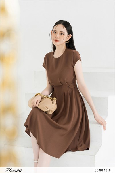 Hiển thị chi tiết cho Đầm xoè xếp ly Ảnh của Đầm xoè xếp ly