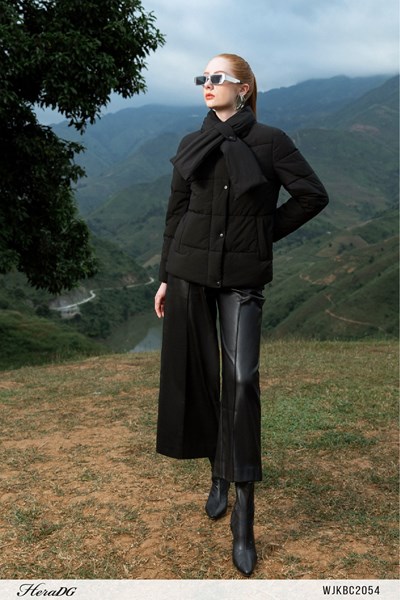 Hiển thị chi tiết cho Áo jacket 3 lớp dáng ngắn Ảnh của Áo jacket 3 lớp dáng ngắn