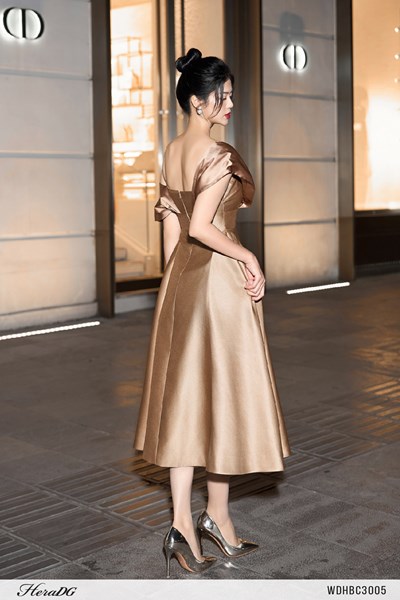 Hiển thị chi tiết cho Đầm tiệc tafta trễ vai Ảnh của Đầm tiệc tafta trễ vai