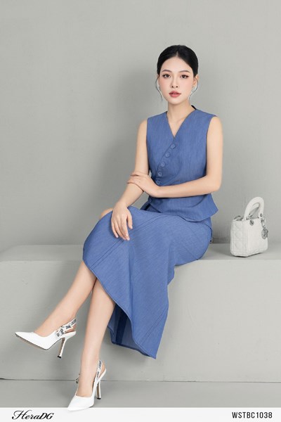 Hiển thị chi tiết cho Set áo gile chân váy đuôi cá Ảnh của Set áo gile chân váy đuôi cá