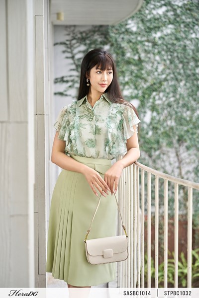 Hiển thị chi tiết cho Chân váy xòe xếp ly lệch Ảnh của Chân váy xòe xếp ly lệch