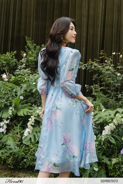 Hiển thị chi tiết cho Đầm xoè tay lỡ Ảnh của Đầm xoè tay lỡ