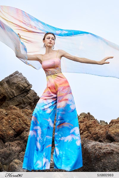 Hiển thị chi tiết cho Bộ jumsuit dài đan dây ngang eo Ảnh của Bộ jumsuit dài đan dây ngang eo