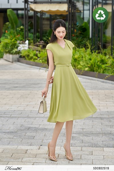 Hiển thị chi tiết cho Đầm xoè cổ V tay chờm Ảnh của Đầm xoè cổ V tay chờm