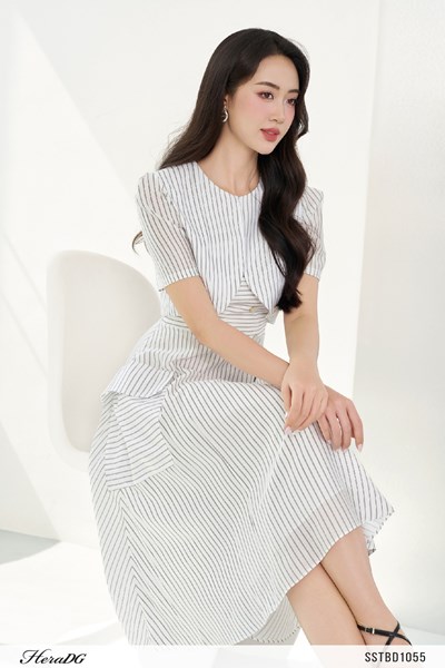 Hiển thị chi tiết cho Set đầm 2 dây dáng xoè Ảnh của Set đầm 2 dây dáng xoè