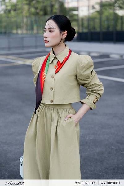 Hiển thị chi tiết cho Áo gió cổ đức tay bồng Ảnh của Áo gió cổ đức tay bồng