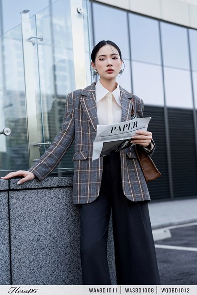 Hiển thị chi tiết cho Áo blazer dáng rộng Ảnh của Áo blazer dáng rộng