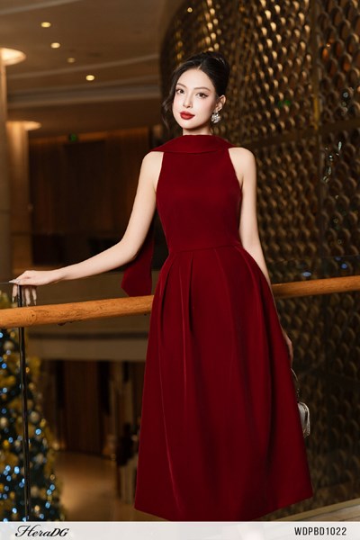 Hiển thị chi tiết cho Đầm xoè dáng dài cổ khăn Ảnh của Đầm xoè dáng dài cổ khăn