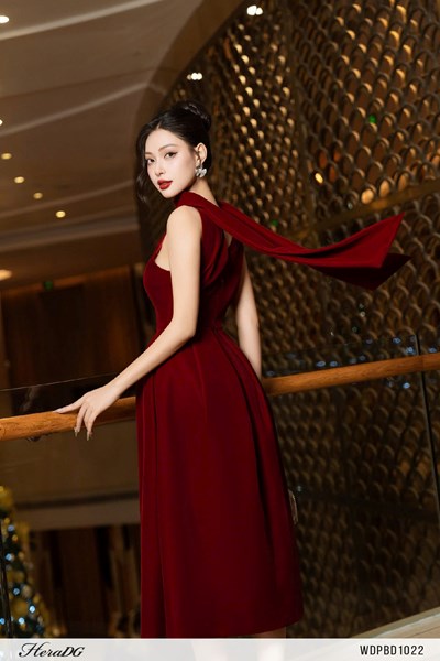 Hiển thị chi tiết cho Đầm xoè dáng dài cổ khăn Ảnh của Đầm xoè dáng dài cổ khăn