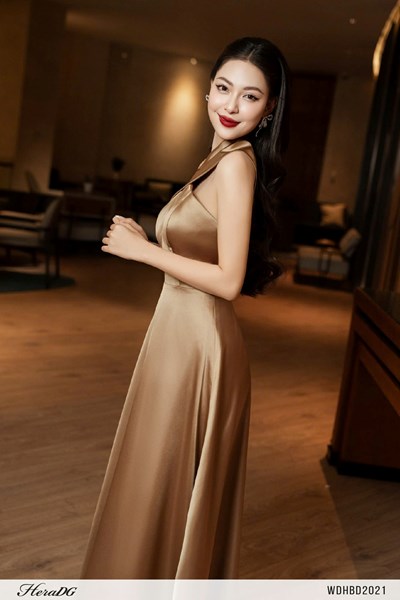 Hiển thị chi tiết cho Đầm lụa xoè lệch vai Ảnh của Đầm lụa xoè lệch vai