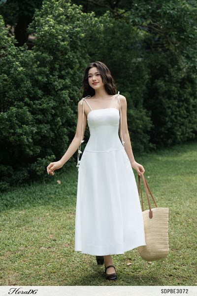 Hiển thị chi tiết cho Đầm xoè 2 dây đính dây hoa trang trí Ảnh của Đầm xoè 2 dây đính dây hoa trang trí