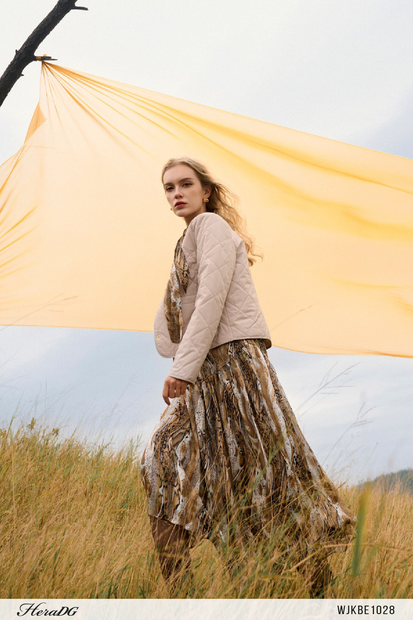 Ma1pl-31 Ảnh của Áo phao 3 lớp dáng ngắn trần trám