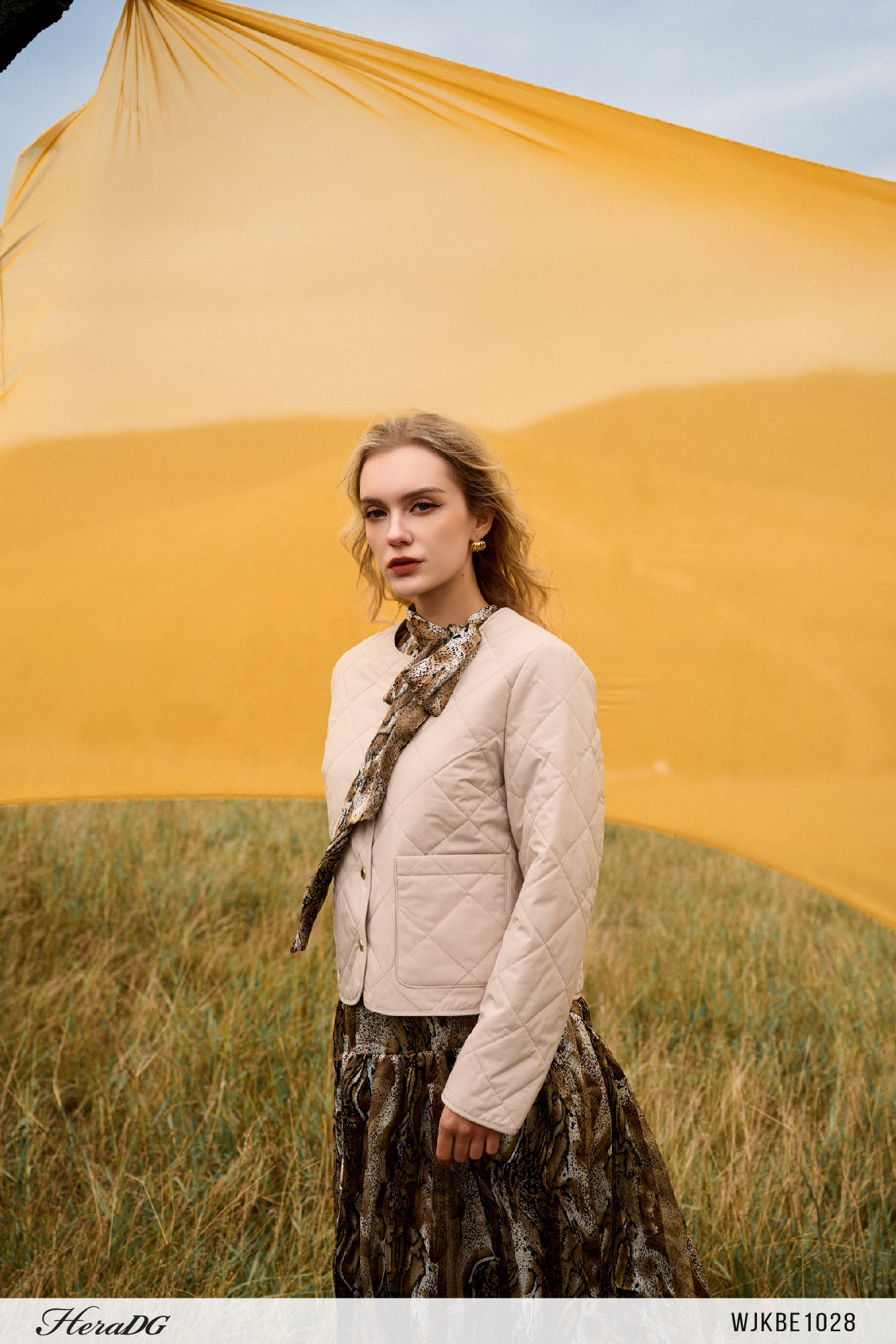 Ma1pl-37 Ảnh của Áo phao 3 lớp dáng ngắn trần trám