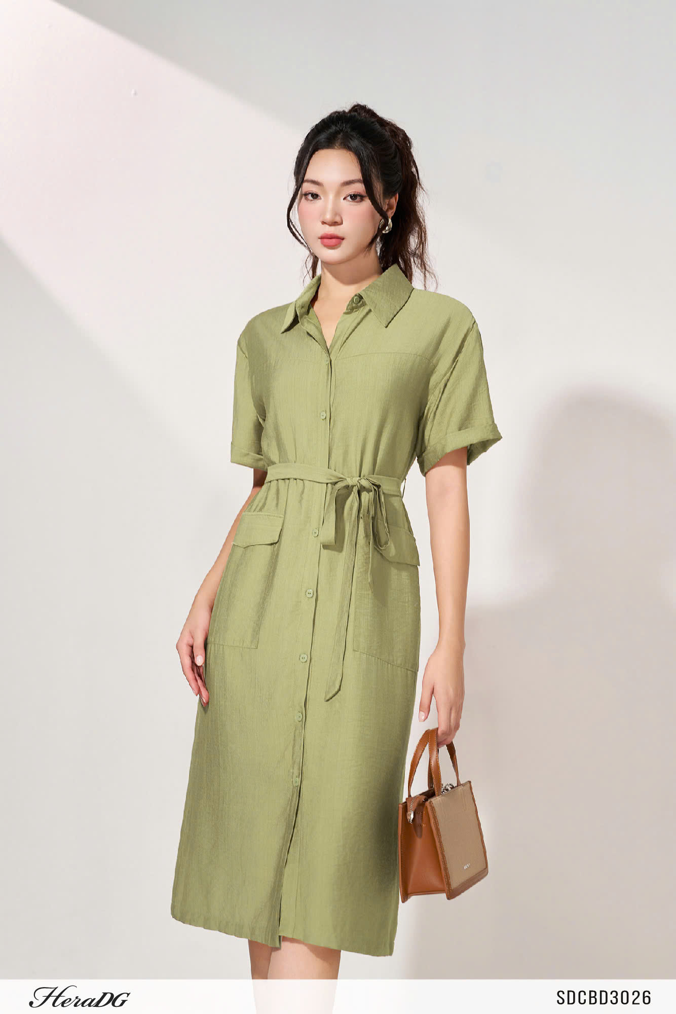 Ảnh của Đầm sơ mi suông kèm đai