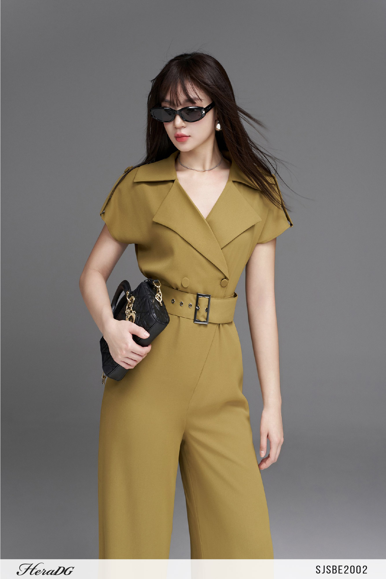 Ảnh của Jumpsuit cổ 2 ve có đai rời
