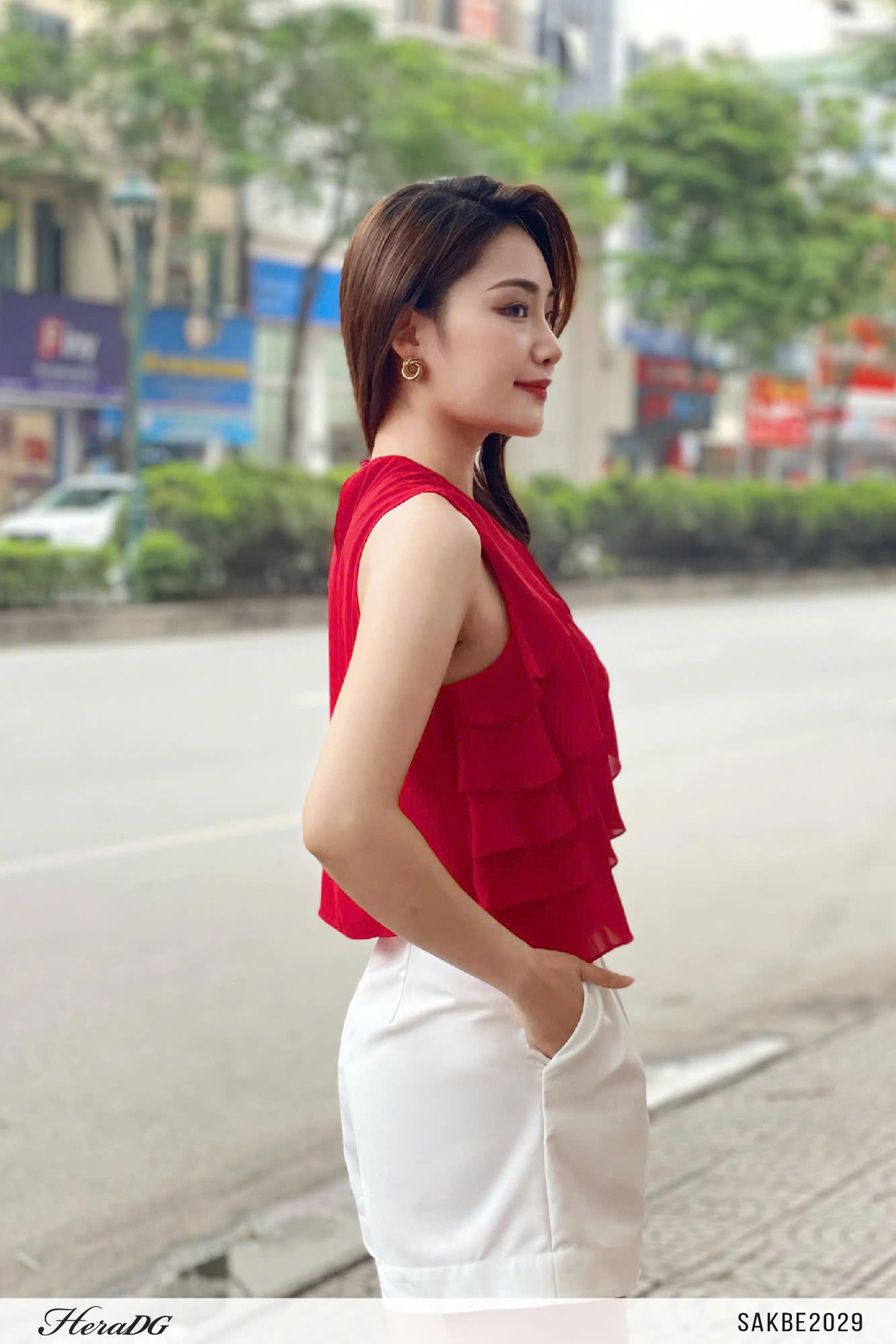 Ảnh của Áo sát nách cổ bèo