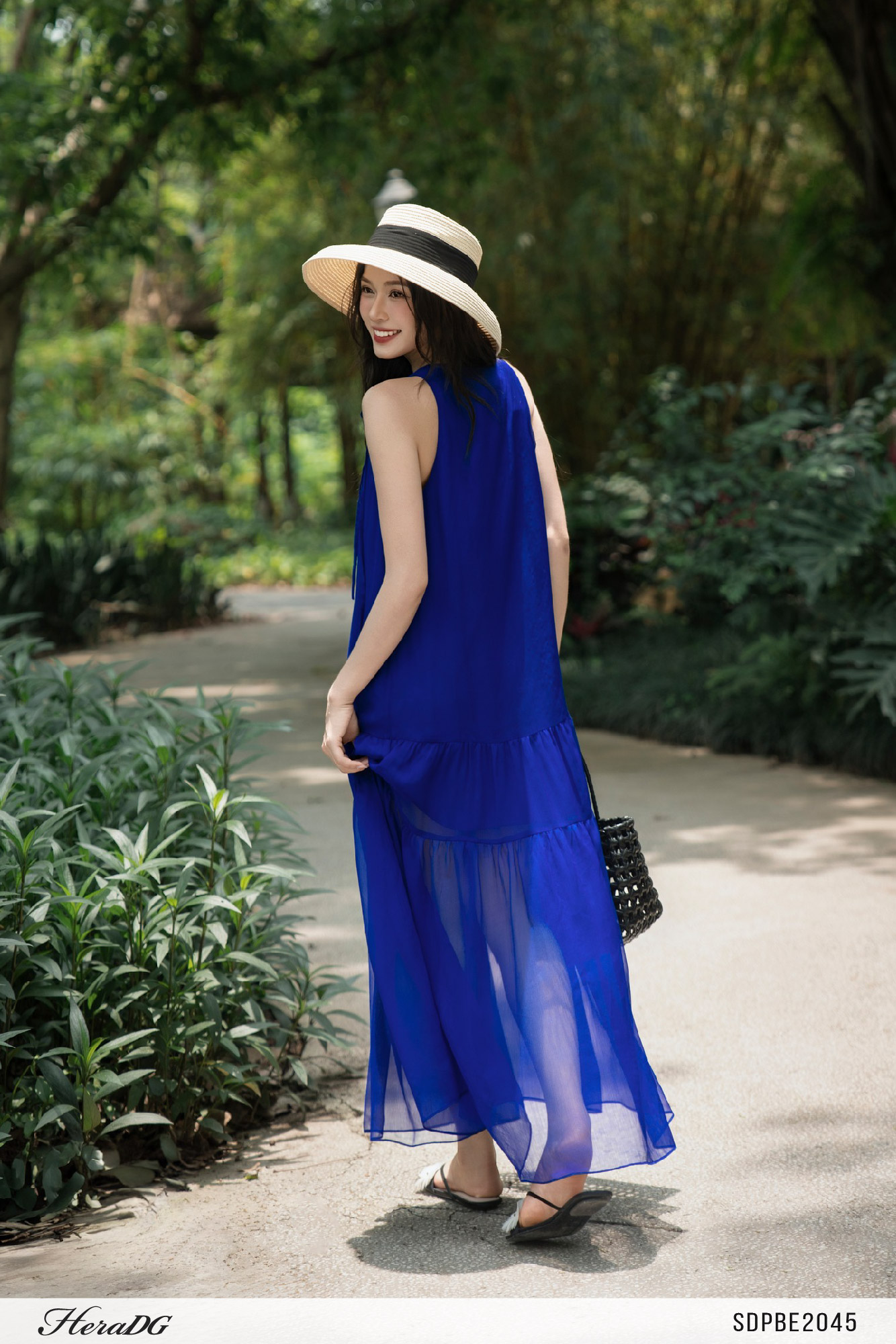 Ảnh của Đầm suông đính hoa