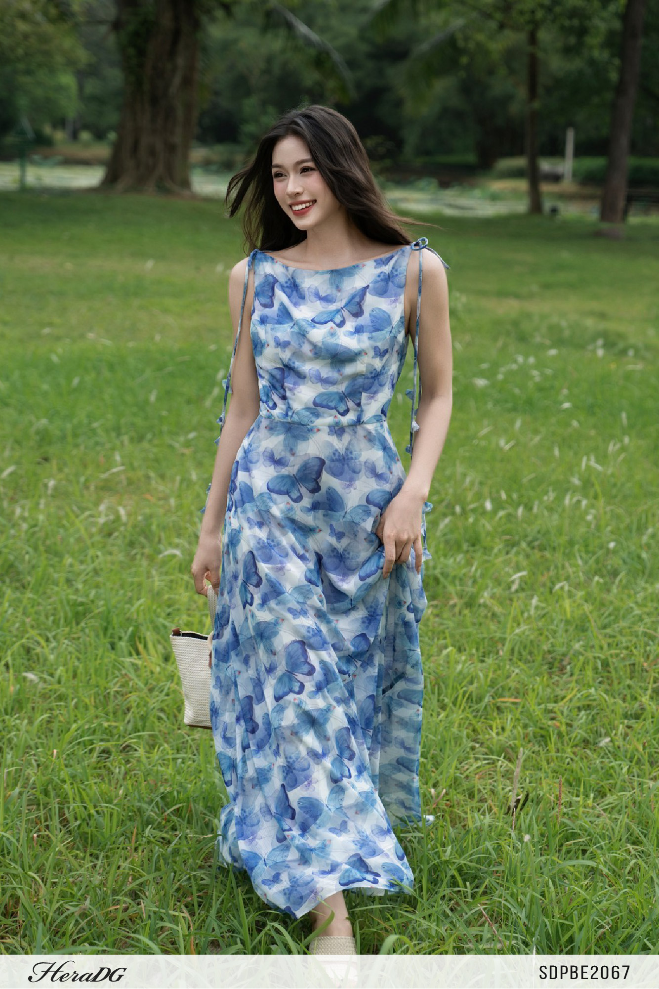 Ảnh của Đầm maxi cổ đổ sau