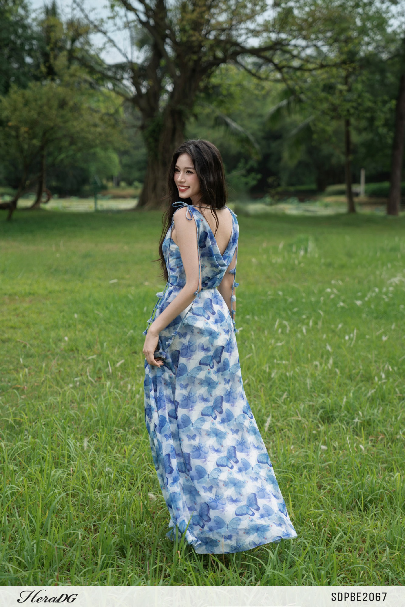 Ảnh của Đầm maxi cổ đổ sau