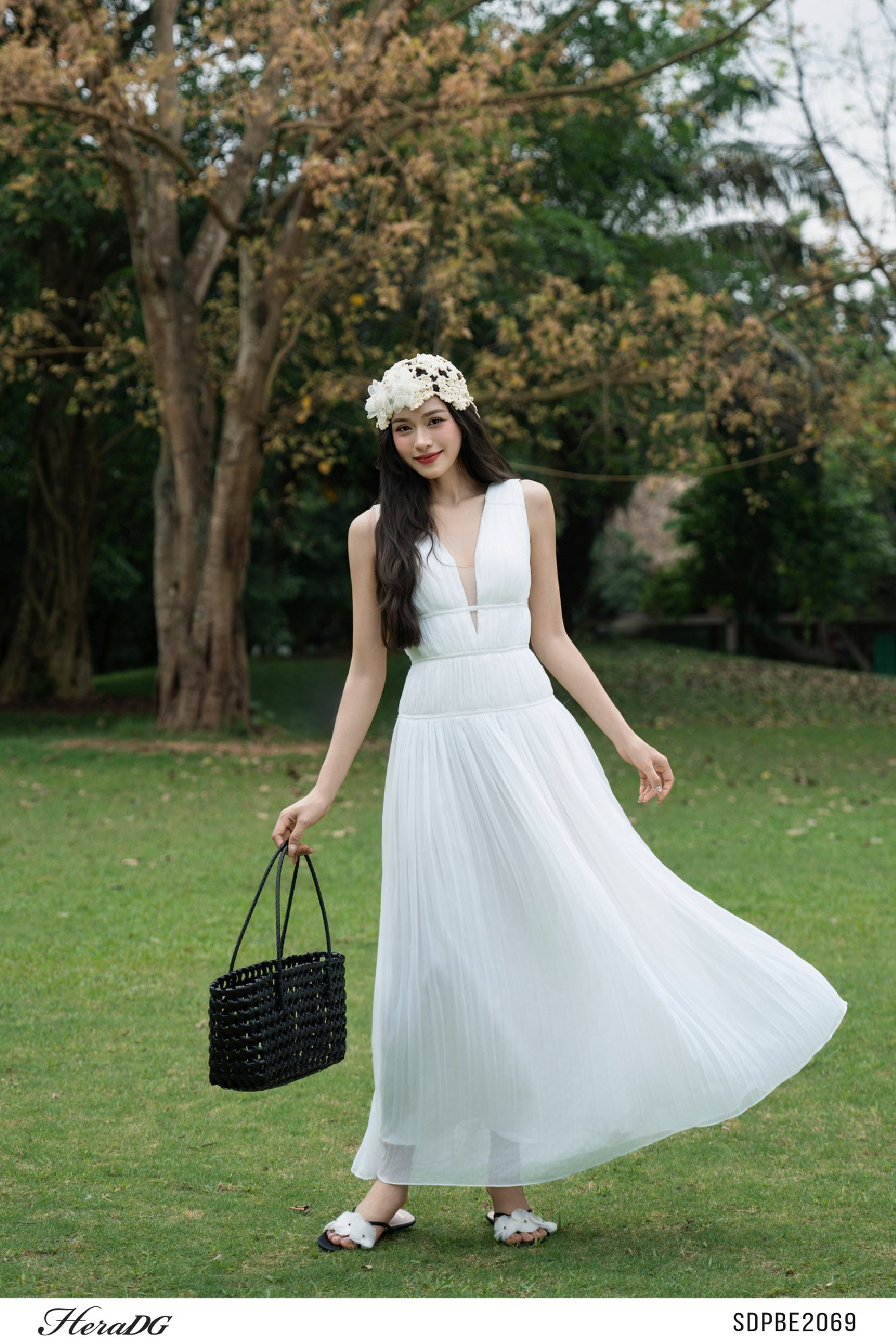 Ảnh của Đầm xoè nhún, dây nơ buộc sau
