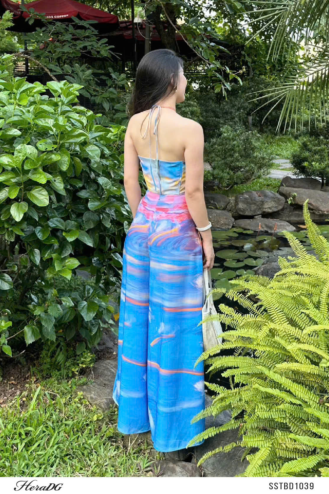 Ảnh của Set áo croptop, quần suông dáng váy