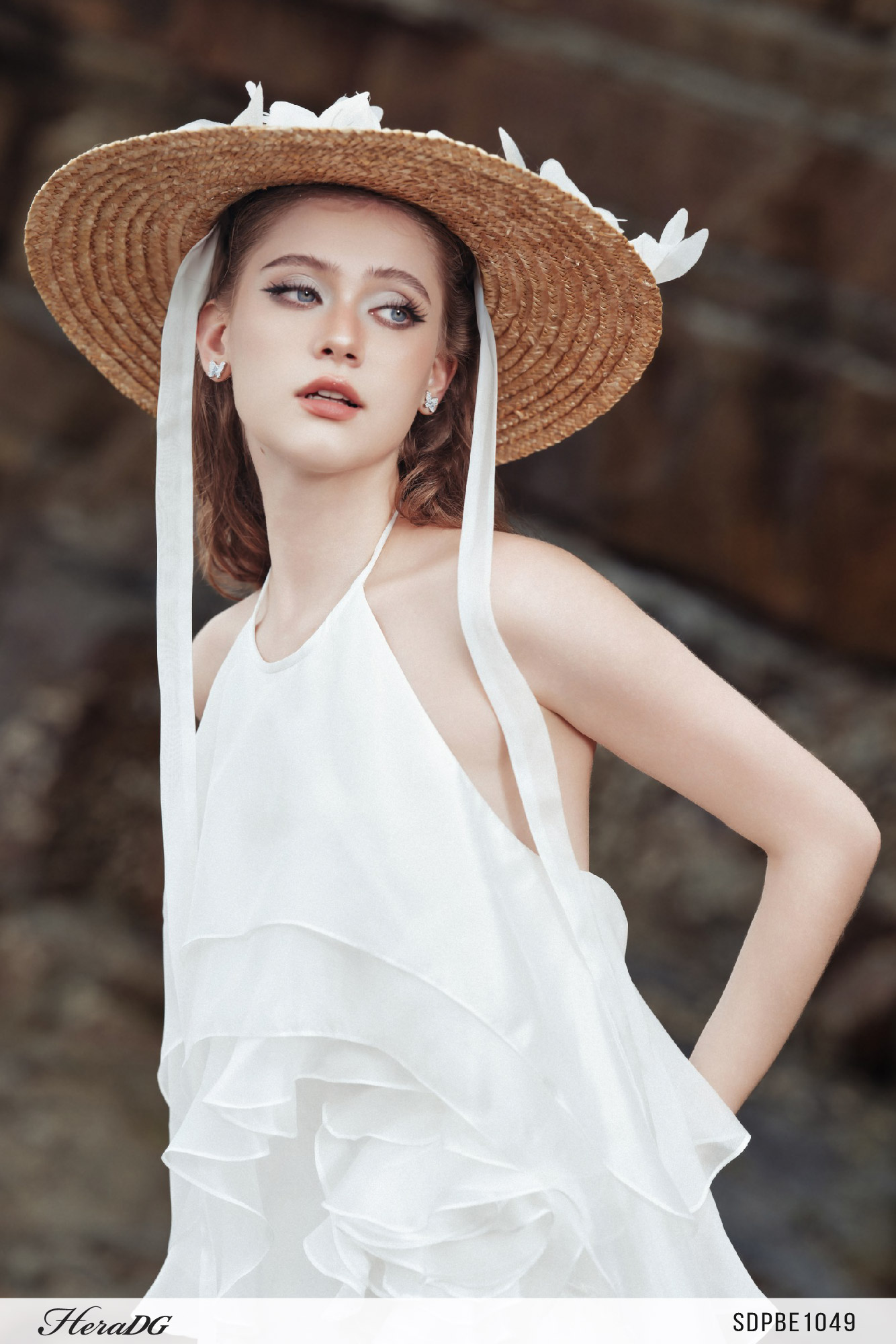 Ảnh của Đầm maxi cổ yếm