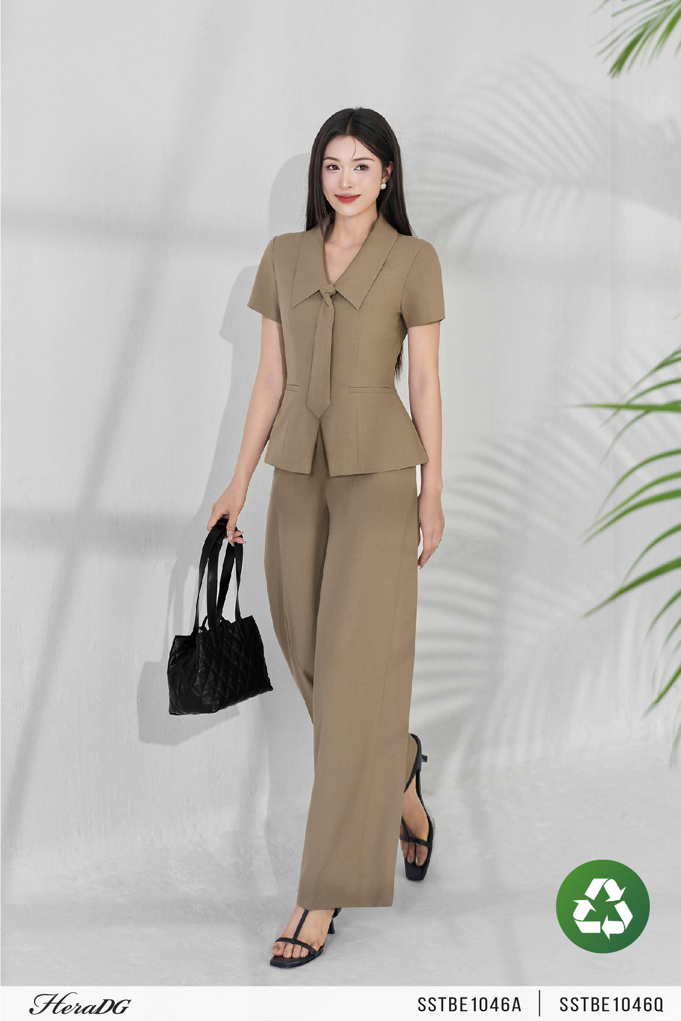 Ảnh của Áo kiểu cổ sam & cavat rời