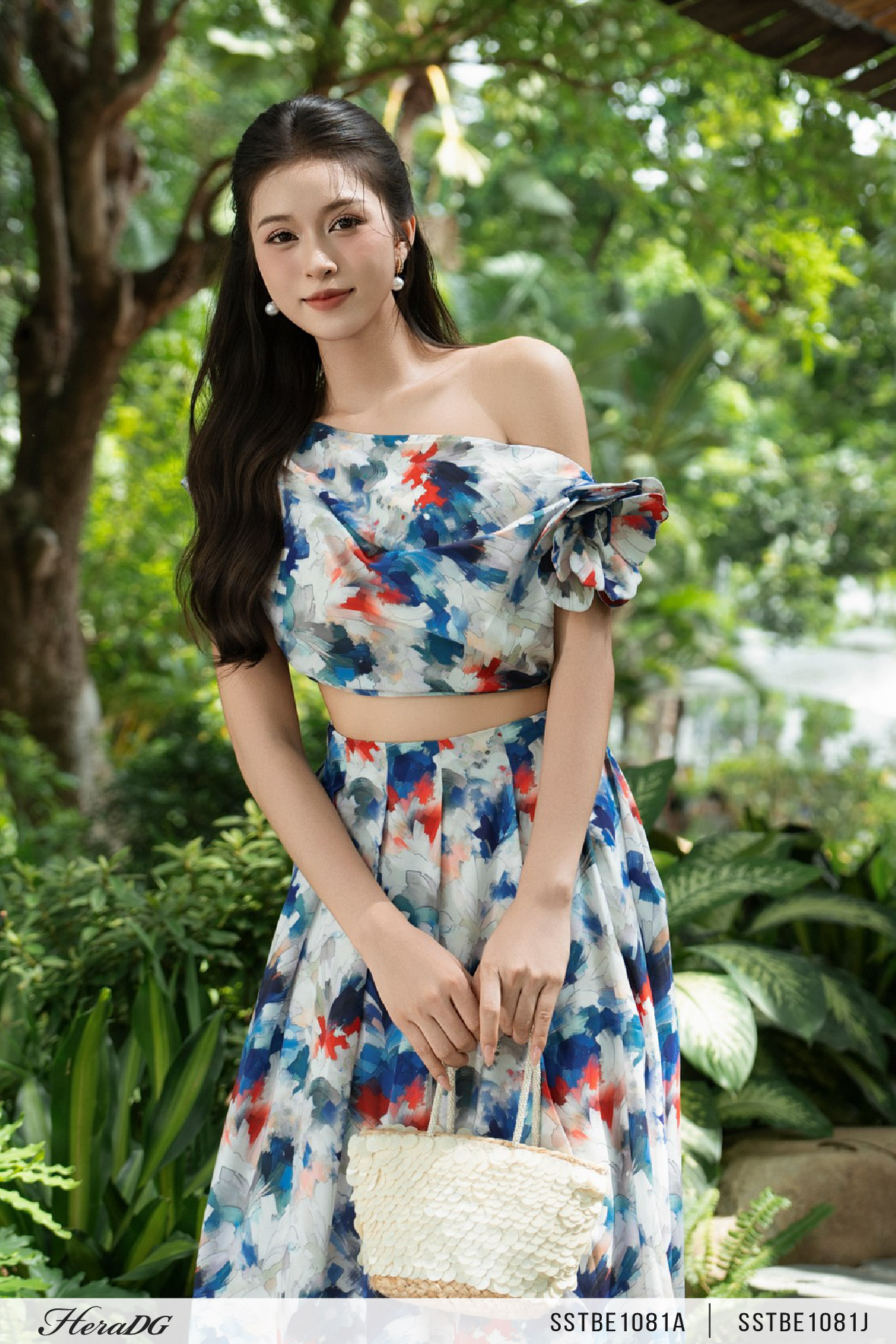 Ảnh của Áo kiểu lệch vai