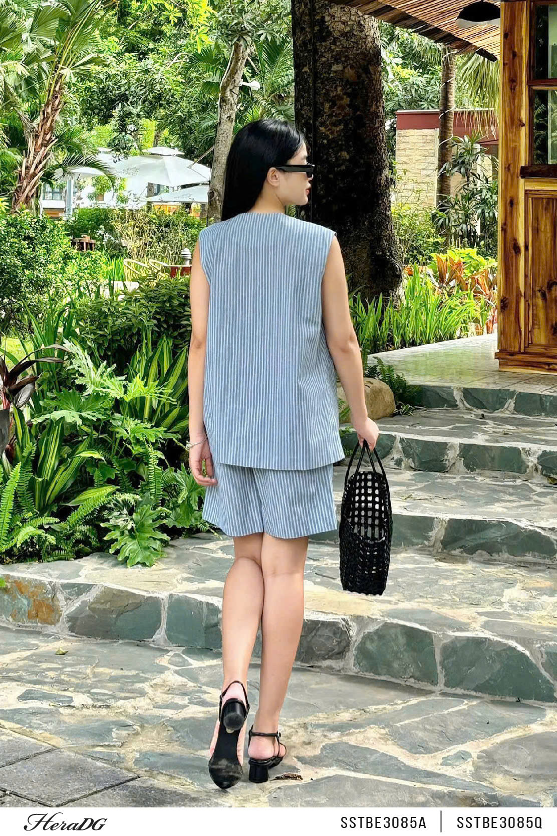 Ảnh của Quần short cạp quai nhê