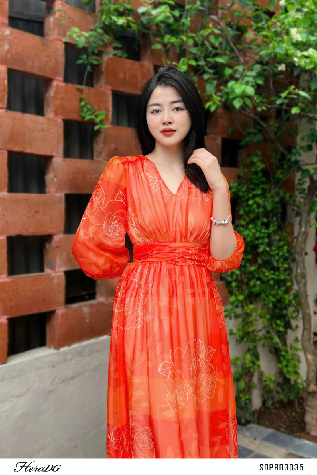 Ảnh của Đầm tơ xoè