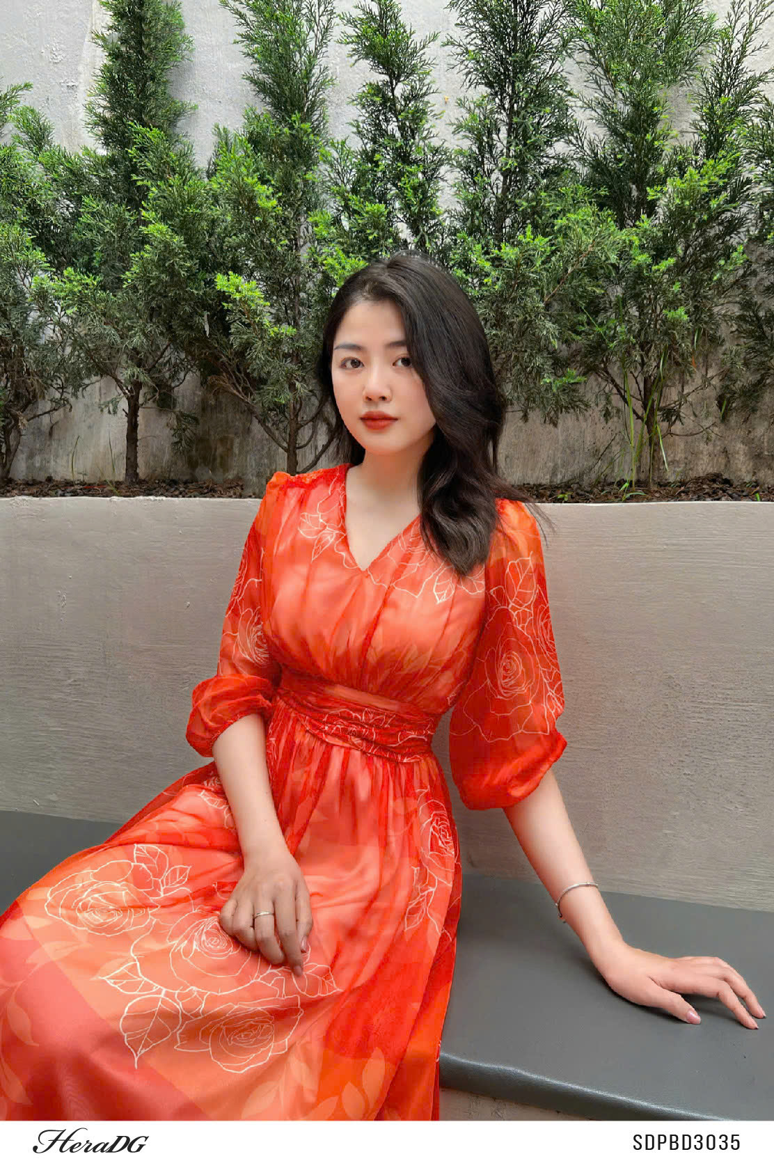 Ảnh của Đầm tơ xoè