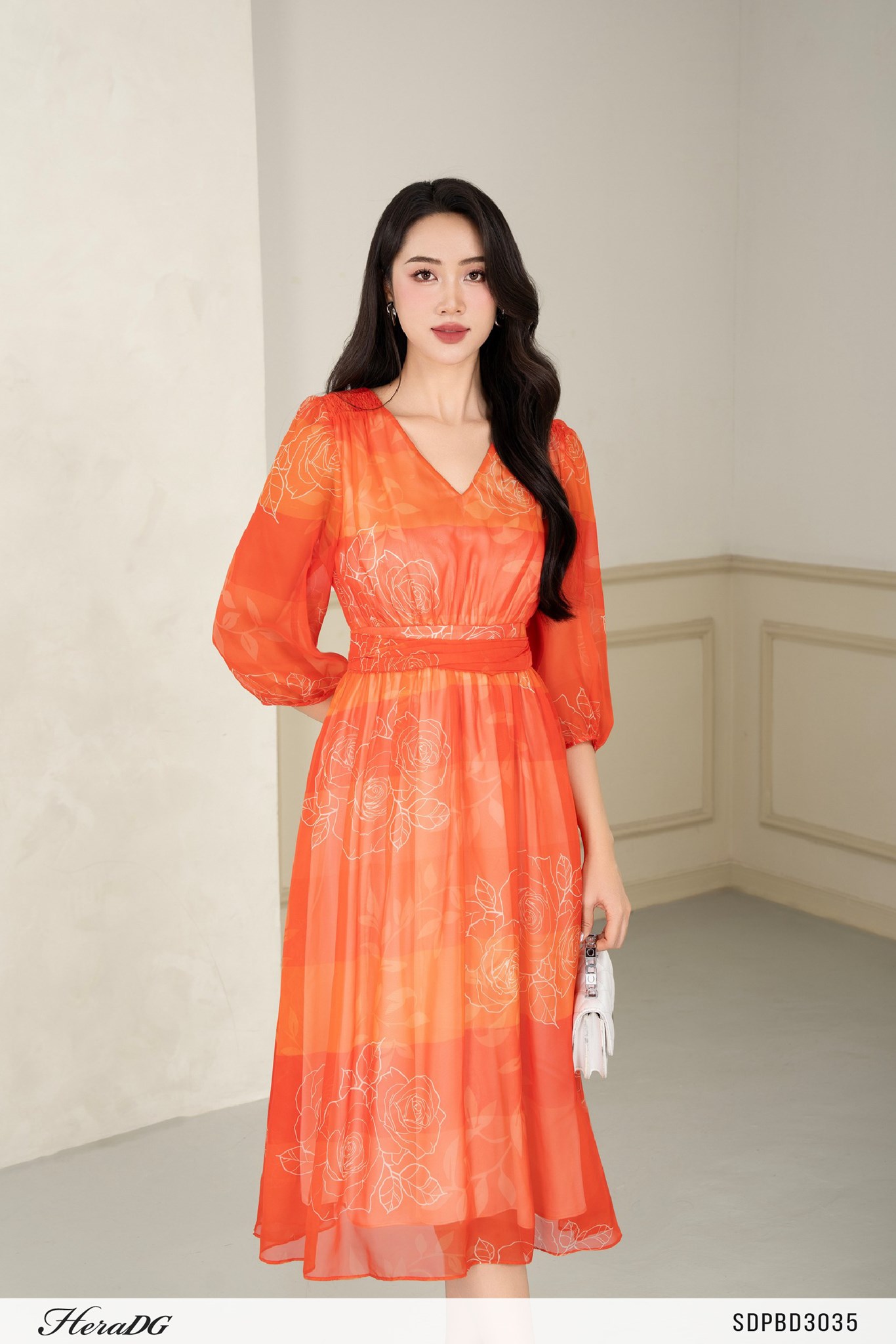 Ảnh của Đầm tơ xoè