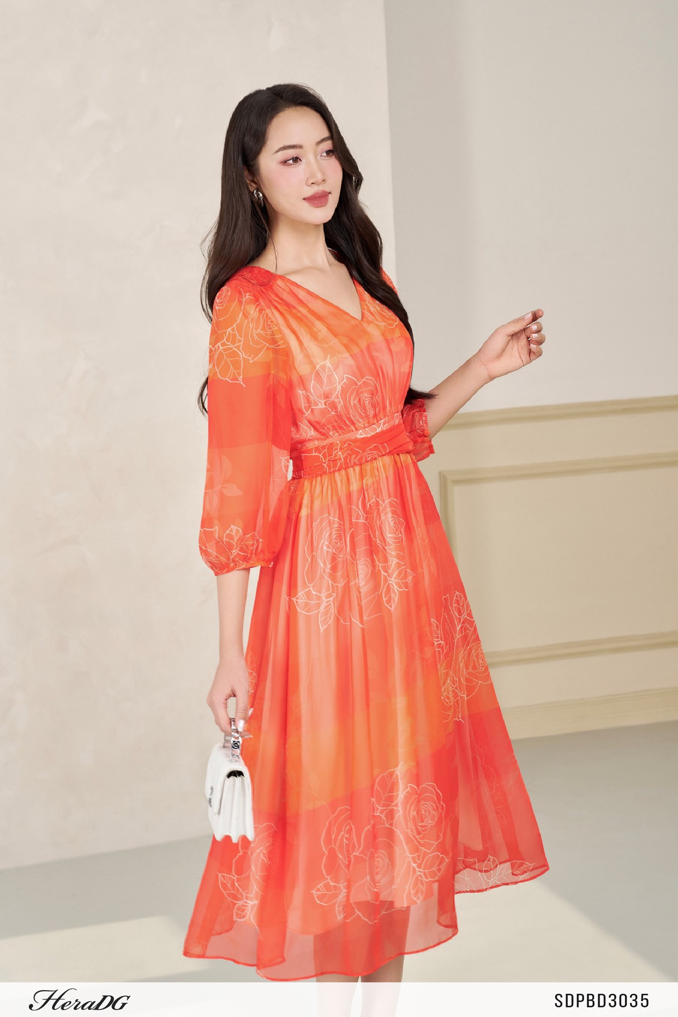Ảnh của Đầm tơ xoè