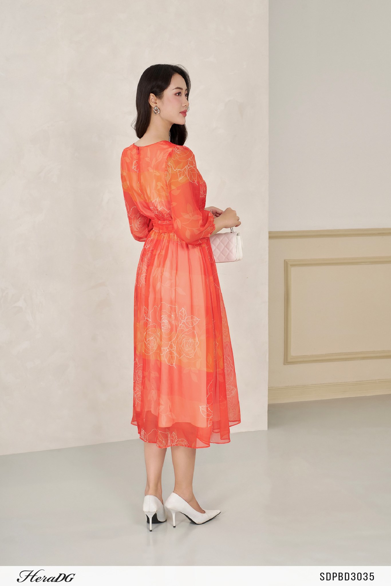 Ảnh của Đầm tơ xoè