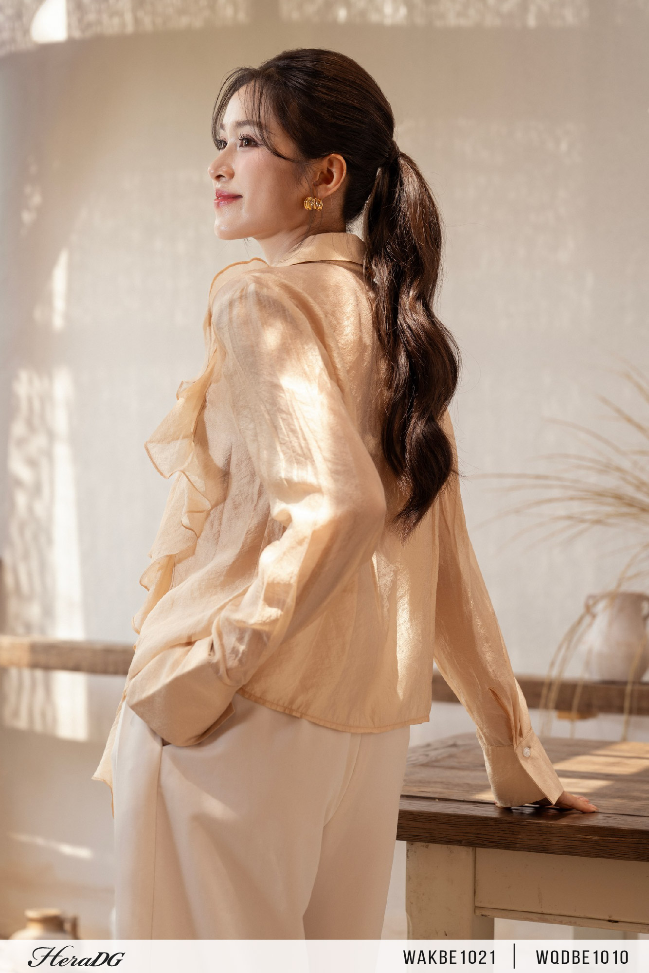 Ảnh của Áo tơ bèo cổ sơ mi