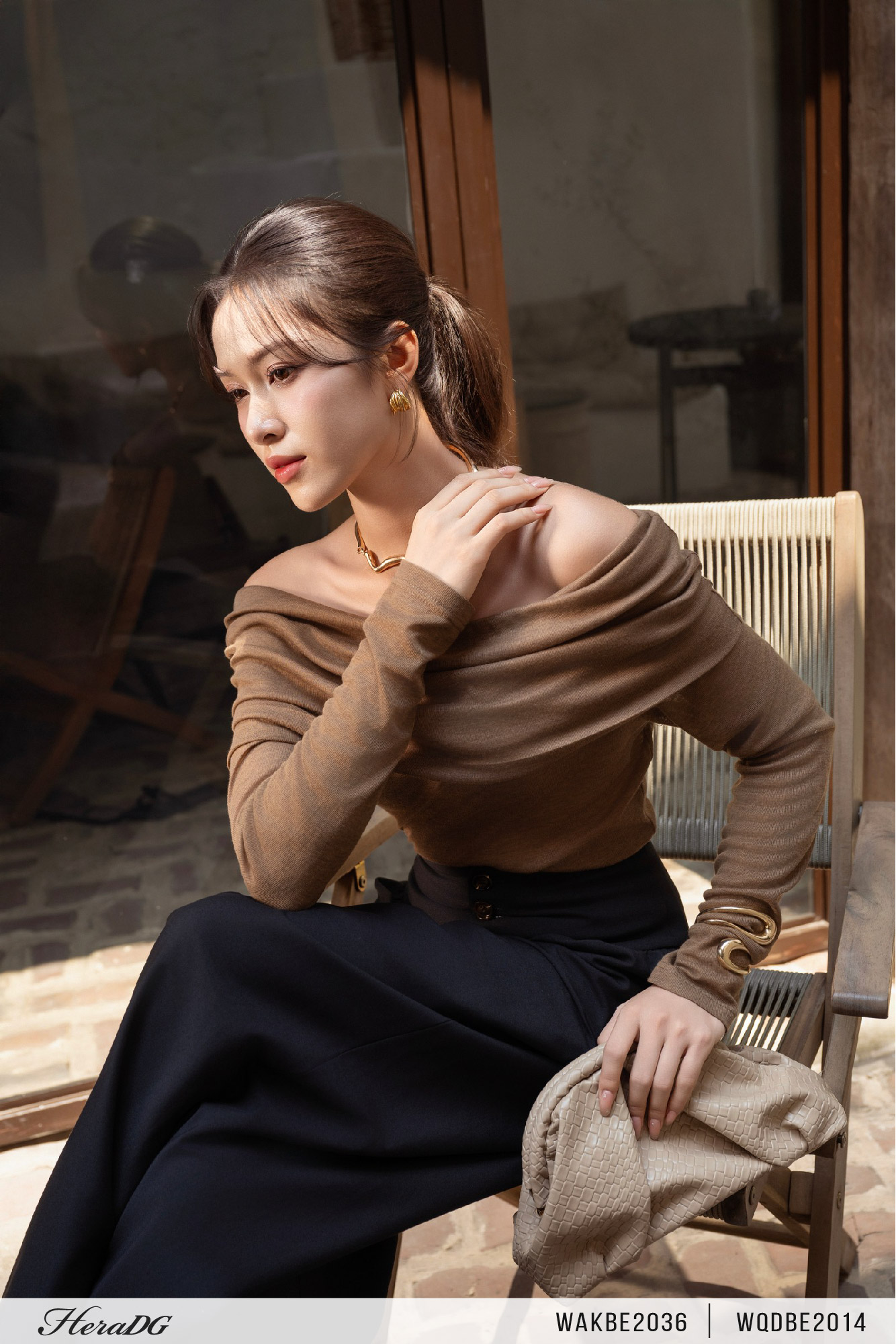 Ảnh của Áo kiểu vai trễ