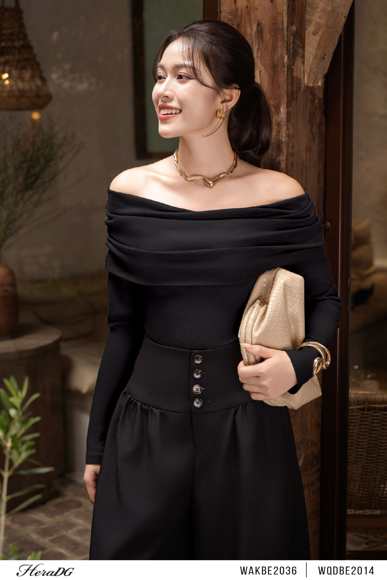 Ảnh của Áo kiểu vai trễ