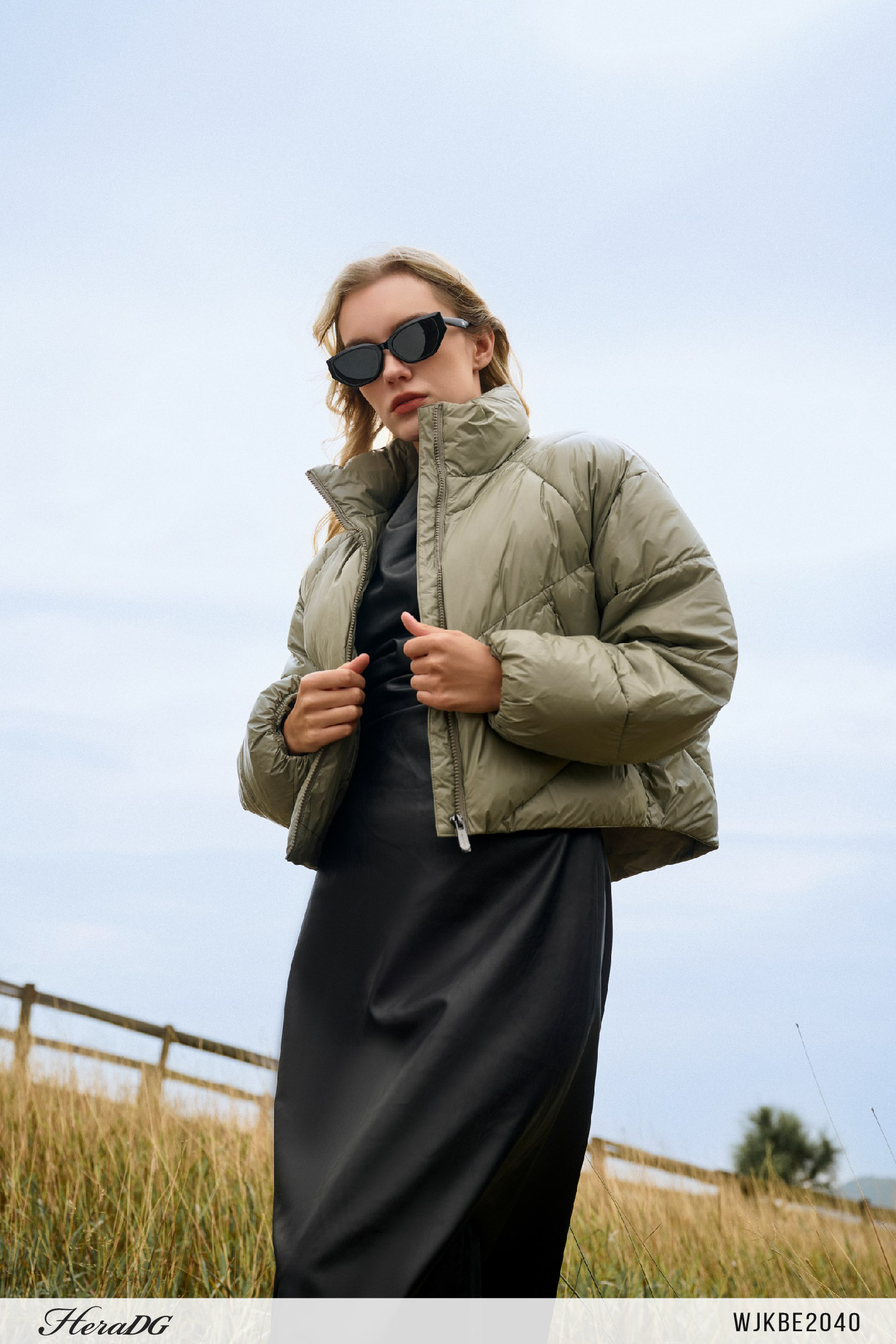 Ảnh của Áo phao 3 lớp dáng ngắn bomber